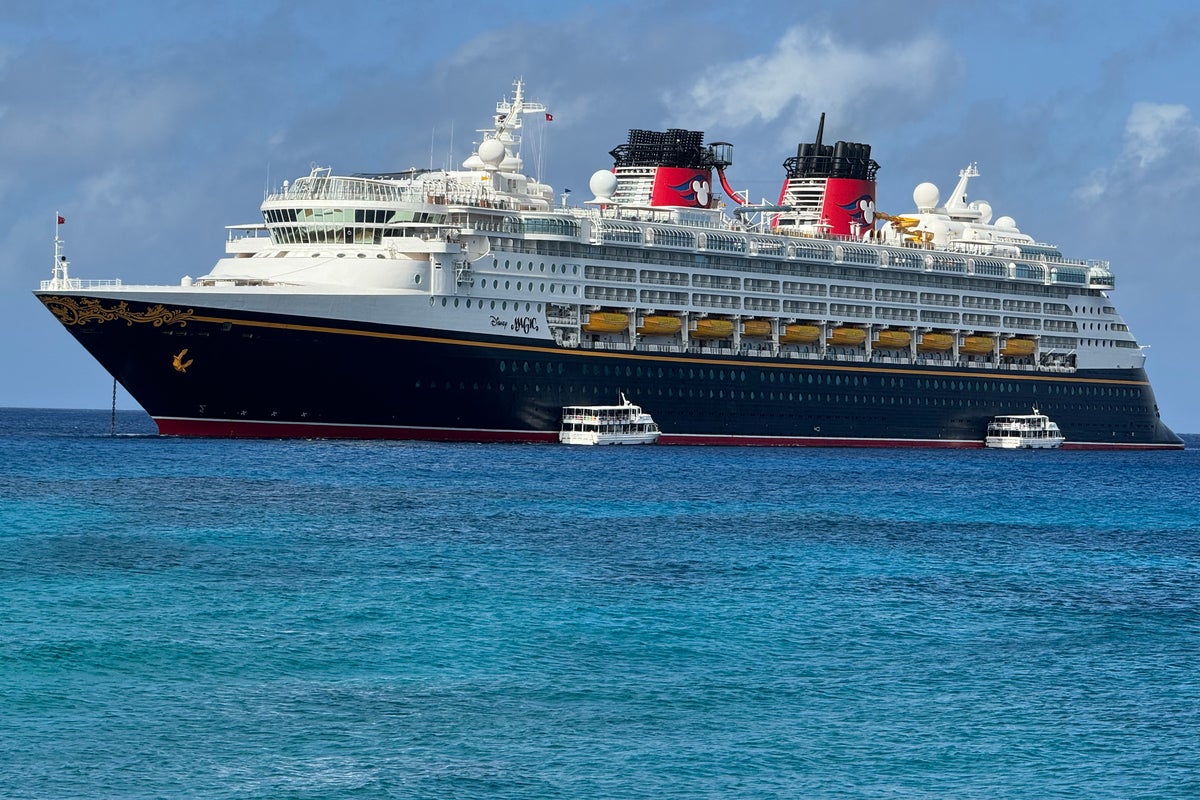 Dad jumps overboard to save daughter after she fell off Disney Dream cruise ship