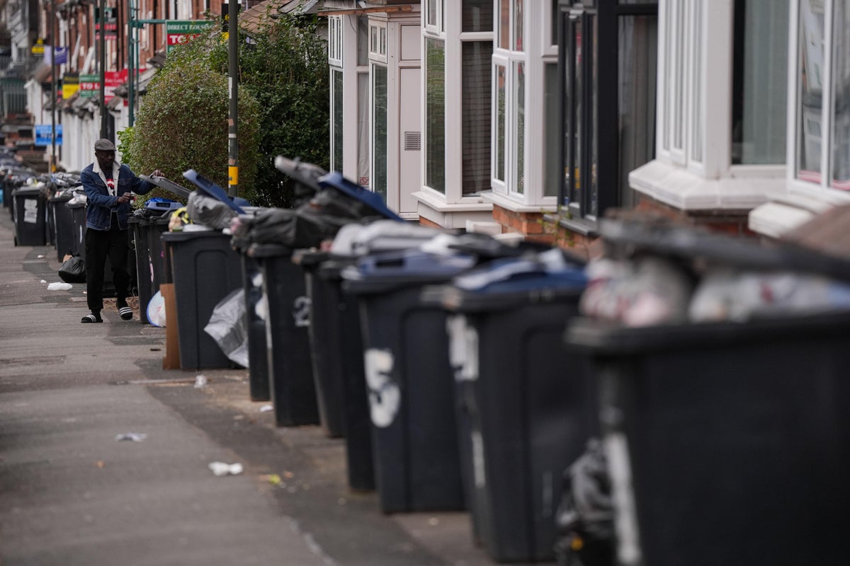 Talks to halt bins strike end without deal