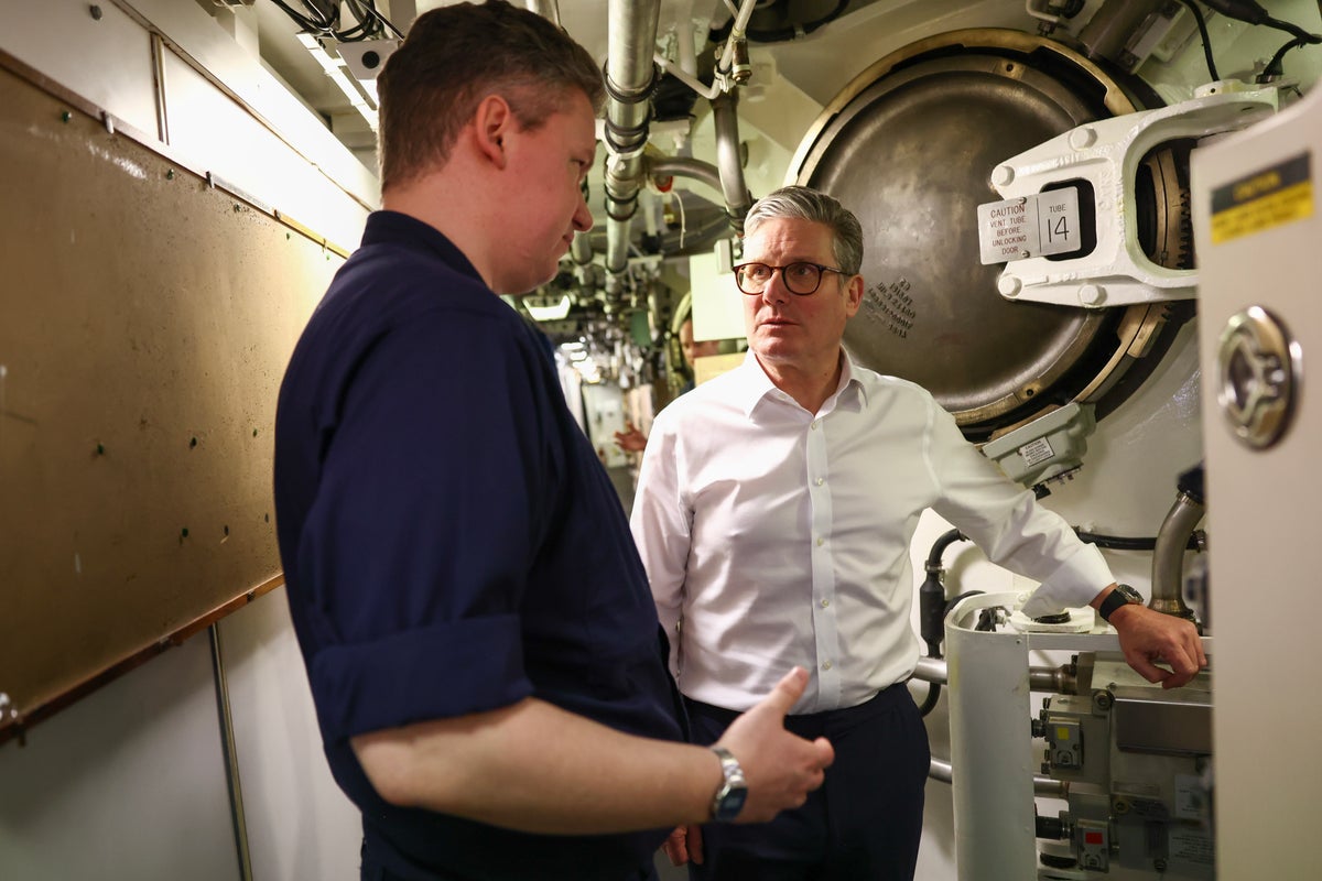 Starmer secretly makes rare nuclear submarine visit in show of strength ahead of Ukraine talks