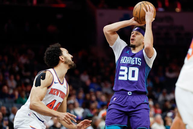 KNICKS HORNETS