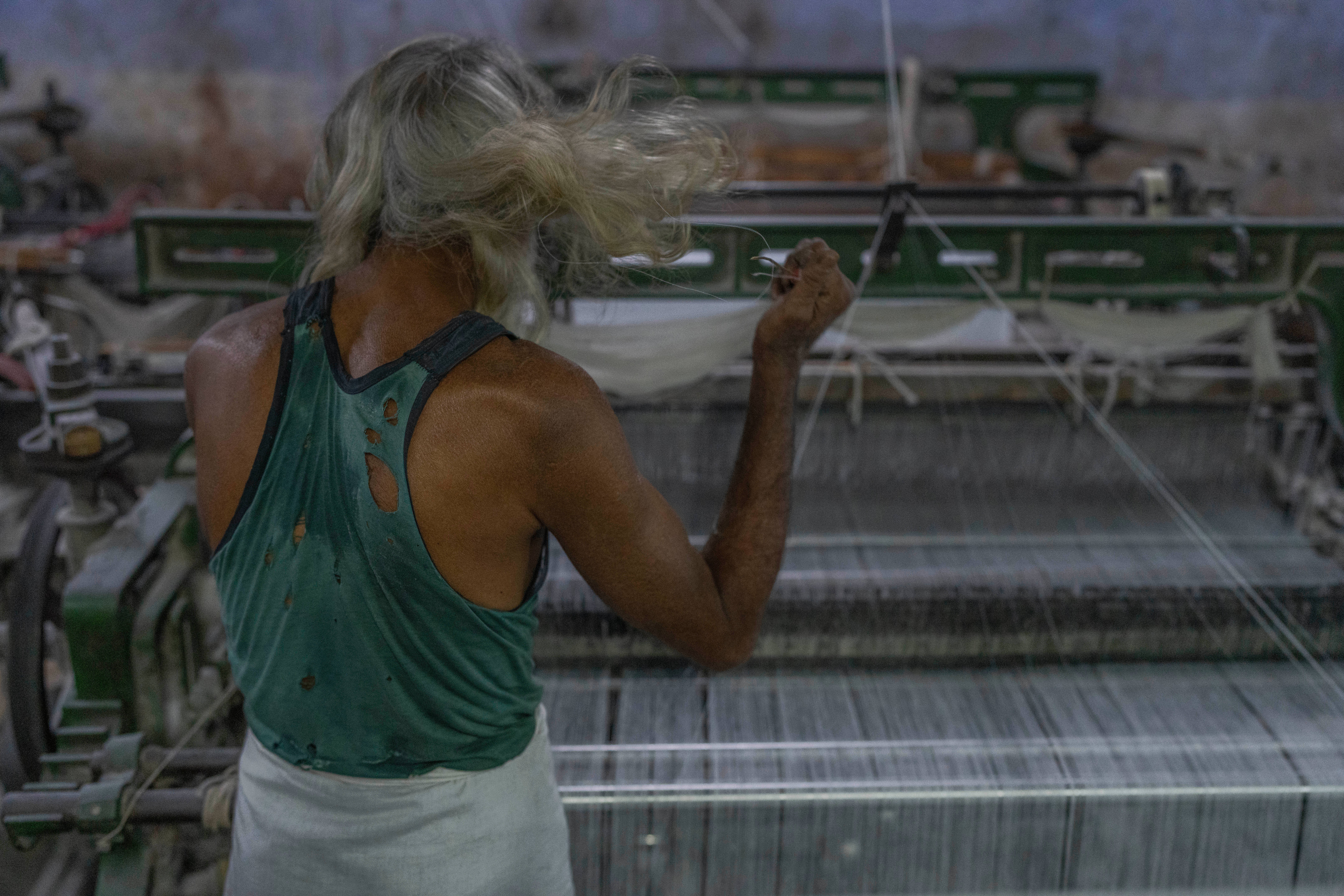 India Weaving Decline Photo Gallery