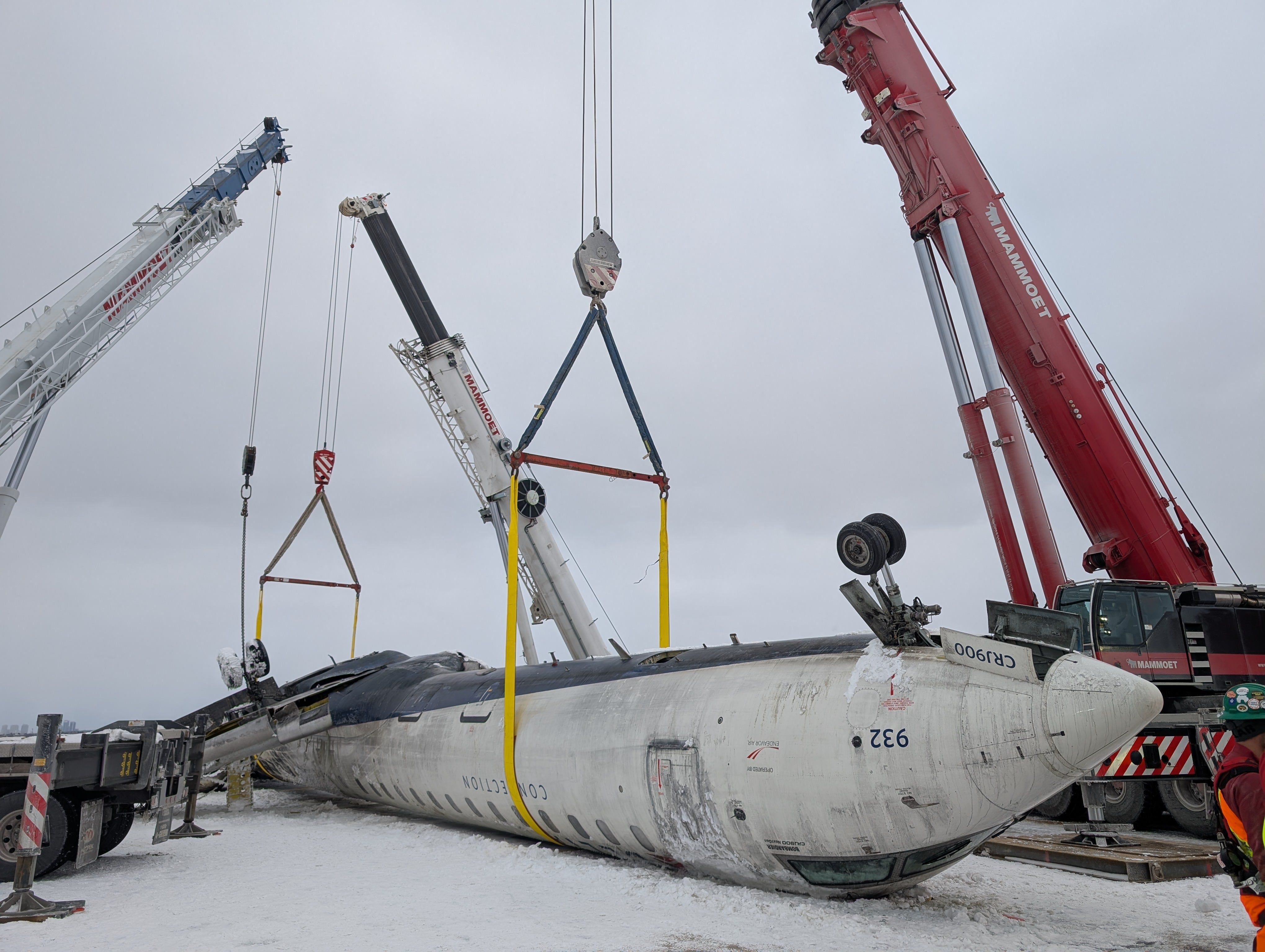 The aircraft involved in the accident at Toronto Pearson Airport, Ontario