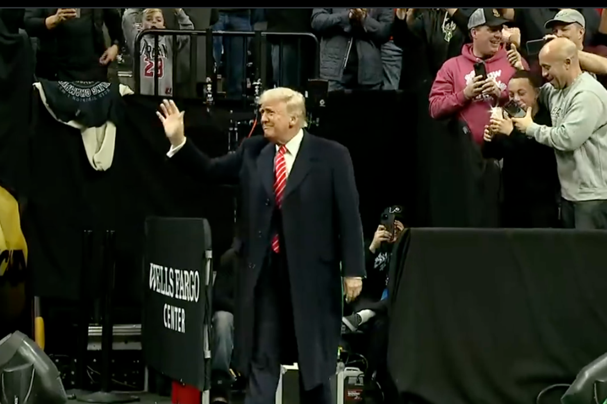 Trump met with massive applause at NCAA wrestling finals in Philadelphia: Live updates
