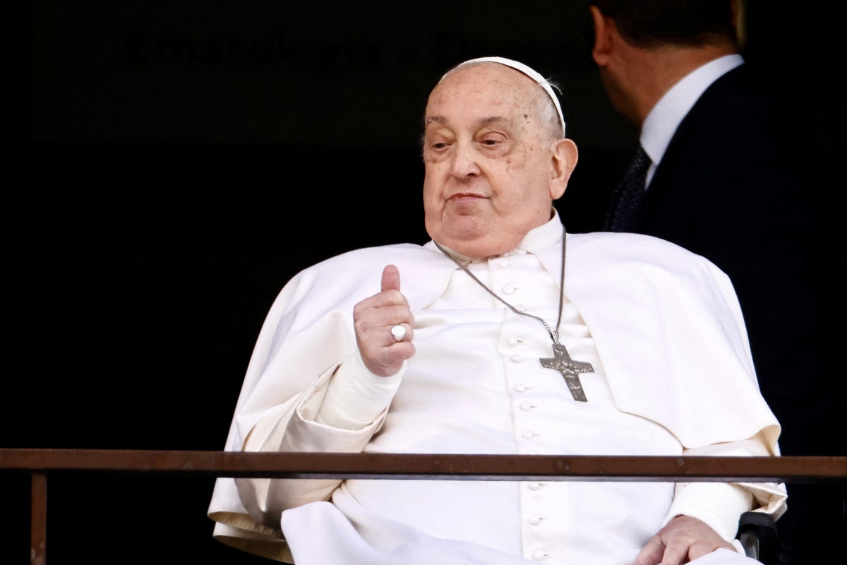 Pope Francis makes first appearance from window of Rome hospital ahead of discharge Pope Francis makes first appearance from window of Rome hospital ahead of discharge