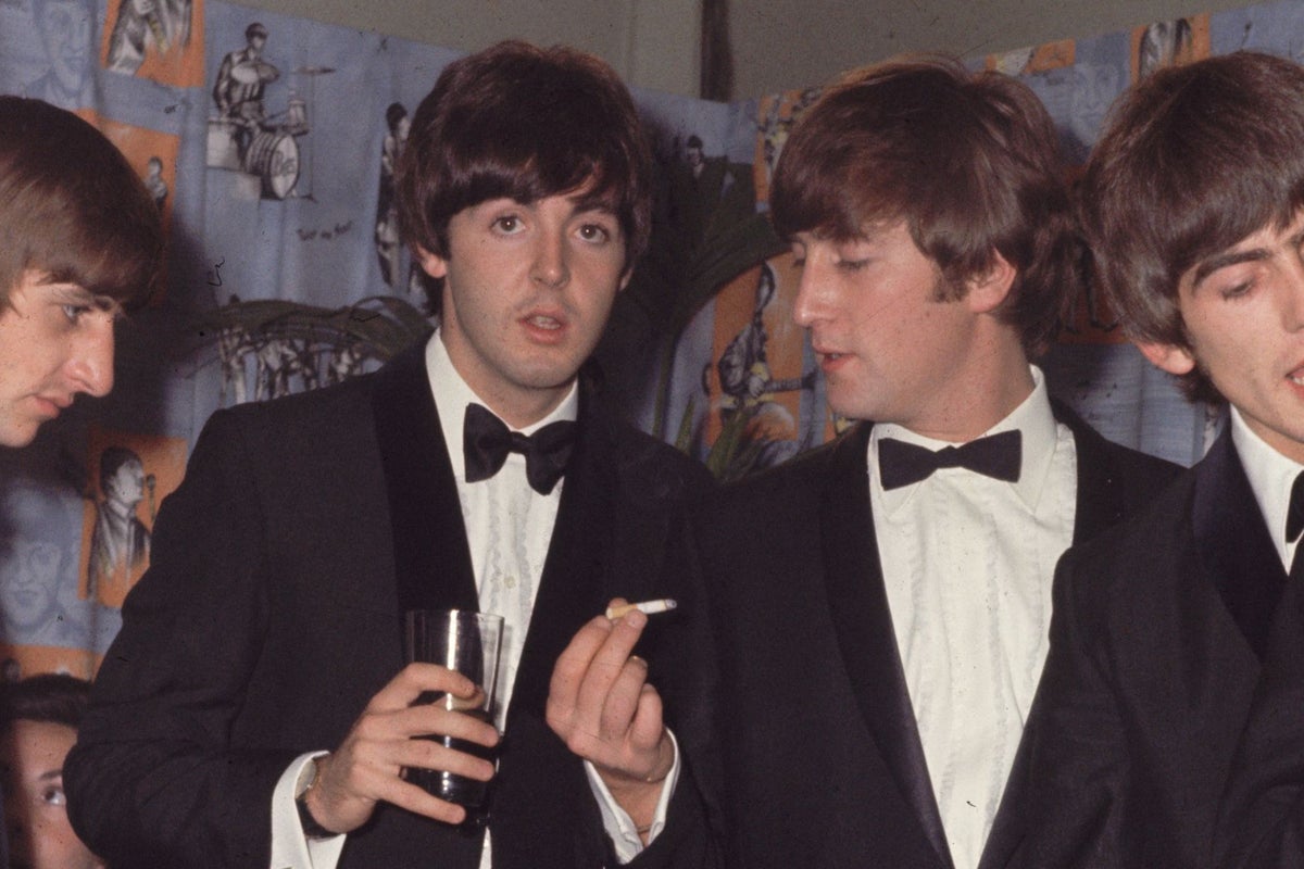New Book Explores John Lennon, Paul McCartney Relationship