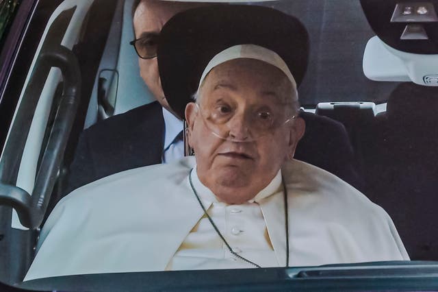 <p>Pope Francis leaves the Agostino Gemelli Polyclinic in Rome</p>