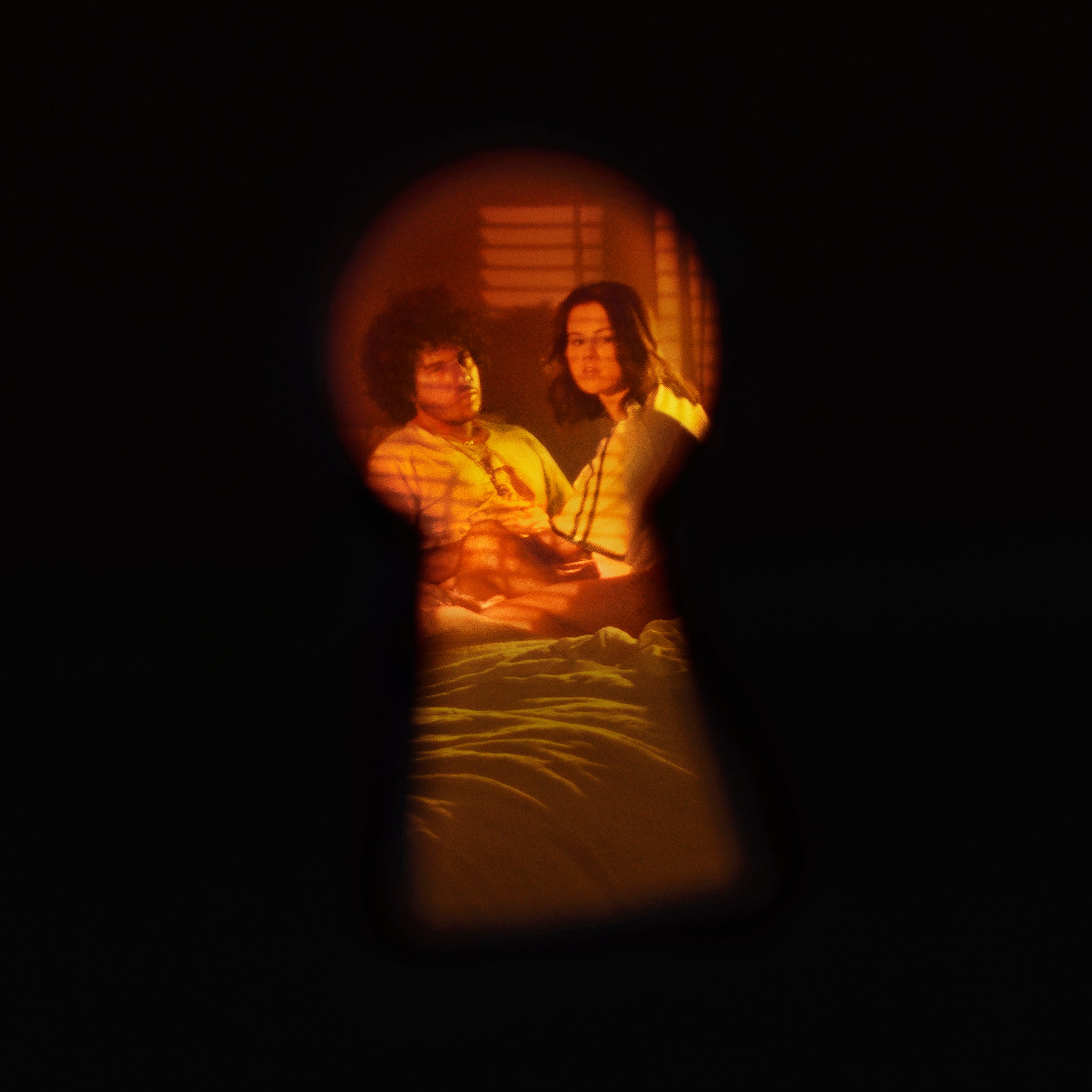 RESEÑA-SELENA GOMEZ-BENNY BLANCO