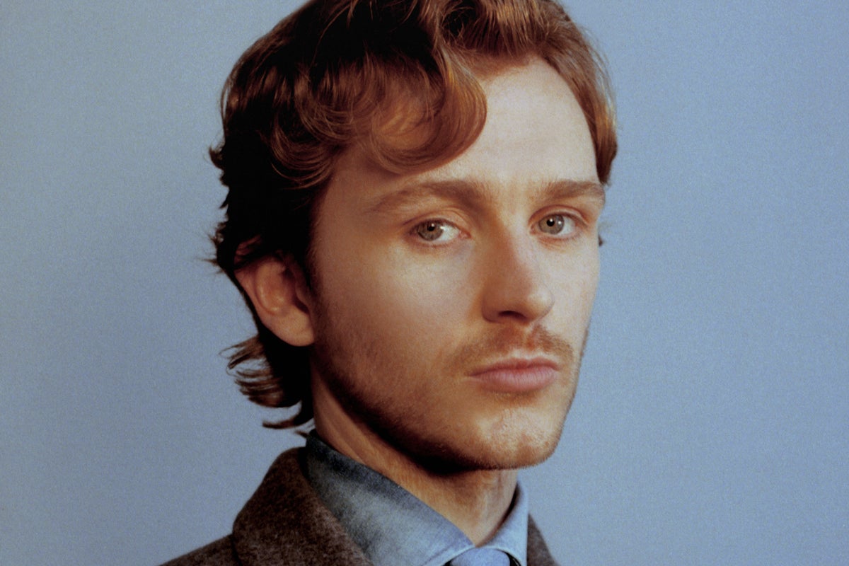 Harry Lawtey on playing Richard Burton: ‘He felt embarrassed being an actor – it wasn’t a manly thing to do’ Harry Lawtey on playing Richard Burton: ‘He felt embarrassed being an actor – it wasn’t a manly thing to do’