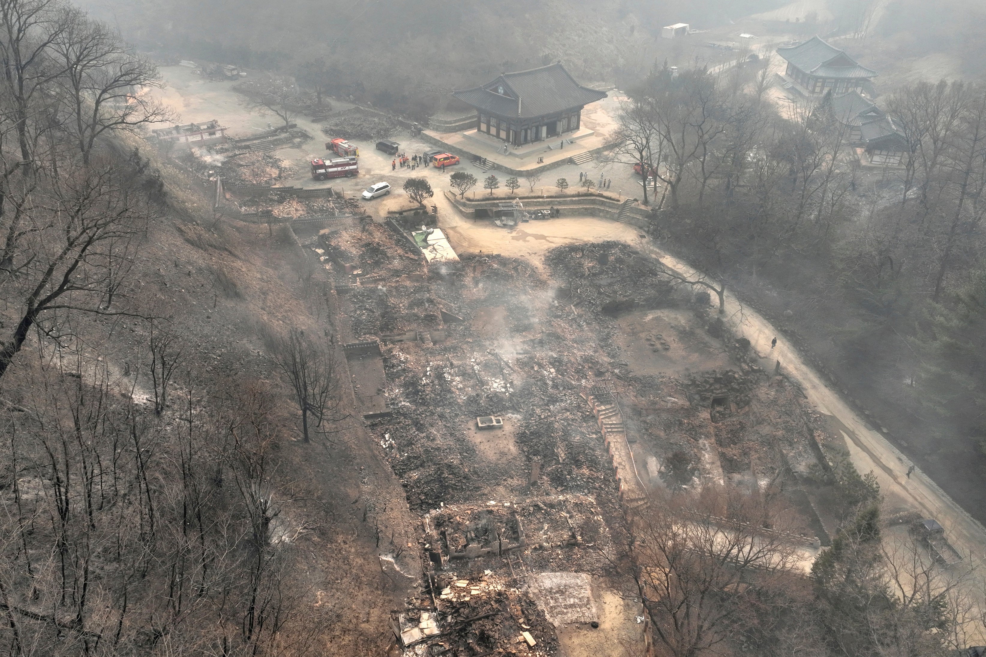SURCOREA-INCENDIOS-TEMPLO DESTRUIDO
