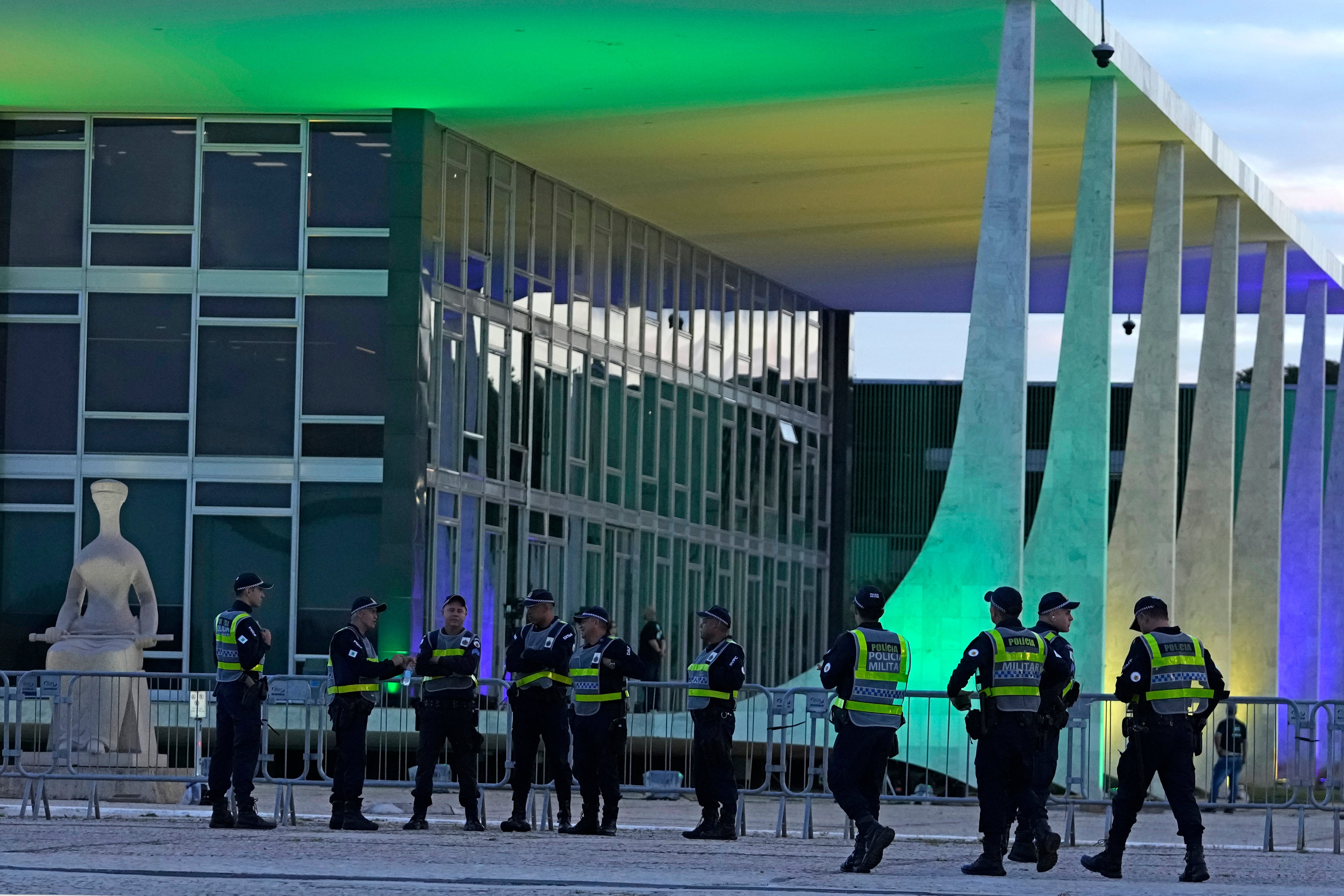 AP EXPLICA-BRASIL-BOLSONARO-JUICIO