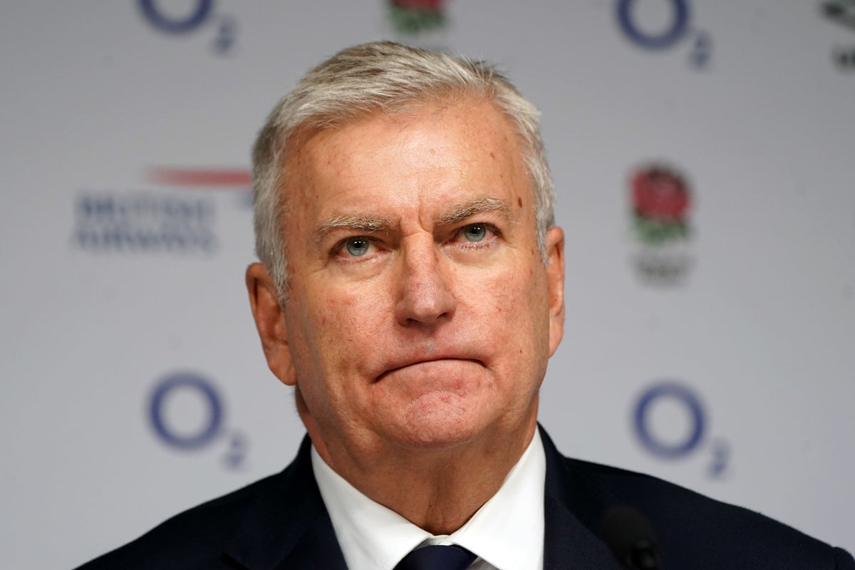 Bill Sweeney survives vote of no confidence at Rugby Football Union SGM