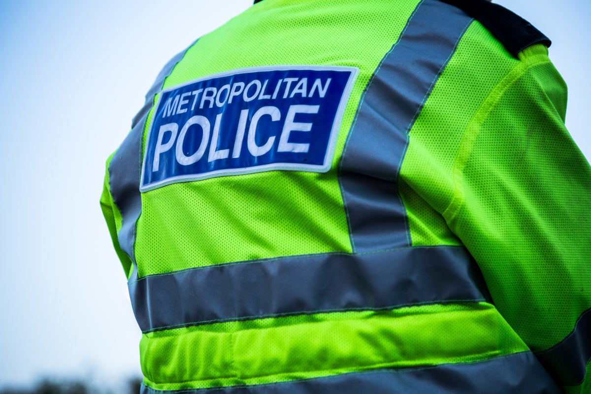 Man and woman arrested in London on suspicion of spying for Iran Man and woman arrested in London on suspicion of spying for Iran