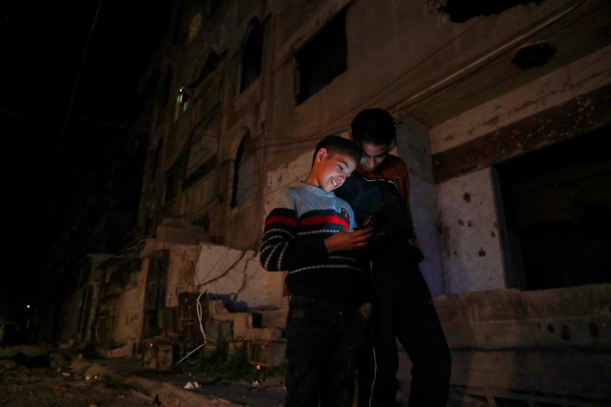 Syrians left in the dark as the interim government struggles to restore electricity