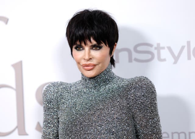<p>Lisa Rinna</p>