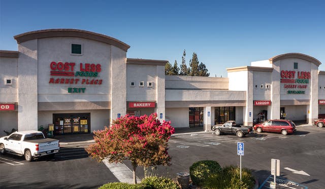 <p>Cost Less supermarket in Ceres, California, where a 15-year-old boy ran into the store naked this week </p>