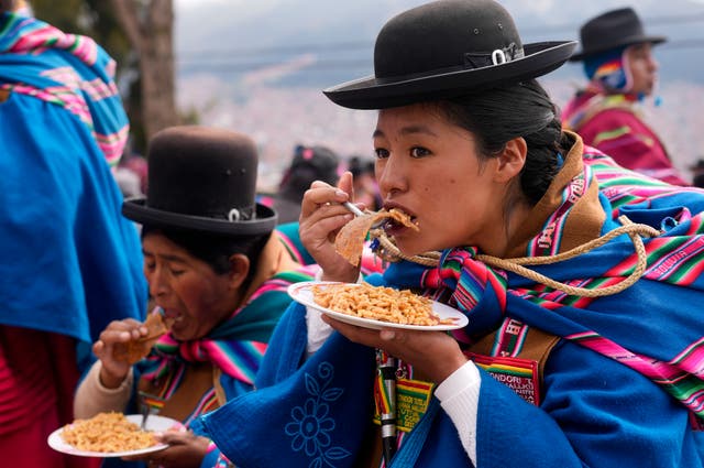 BOLIVIA-ALTA COCINA-COMIDA CALLEJERA