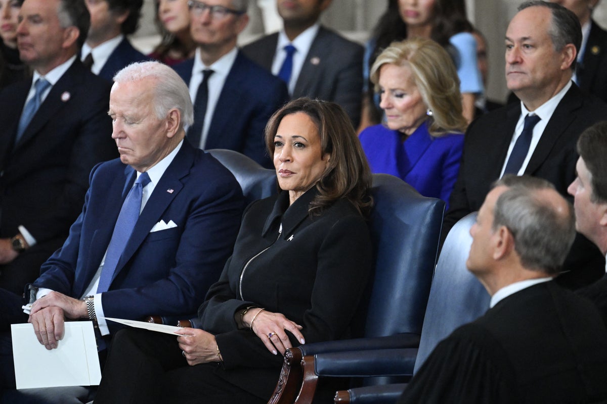 How a makeup team helped Biden hide his age from the public – and a Harris aide had a strategy in place in case he died How a makeup team helped Biden hide his age from the public – and a Harris aide had a strategy in place in case he died