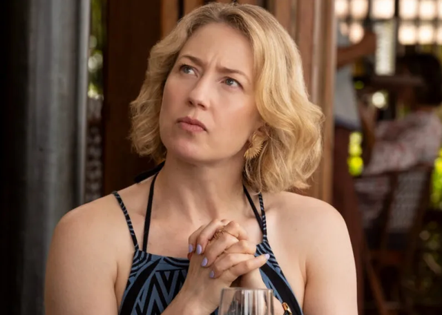 <p>Carrie Coon’s sprint scene in ‘The White Lotus’ season 3 finale has become a fan-favorite moment</p>