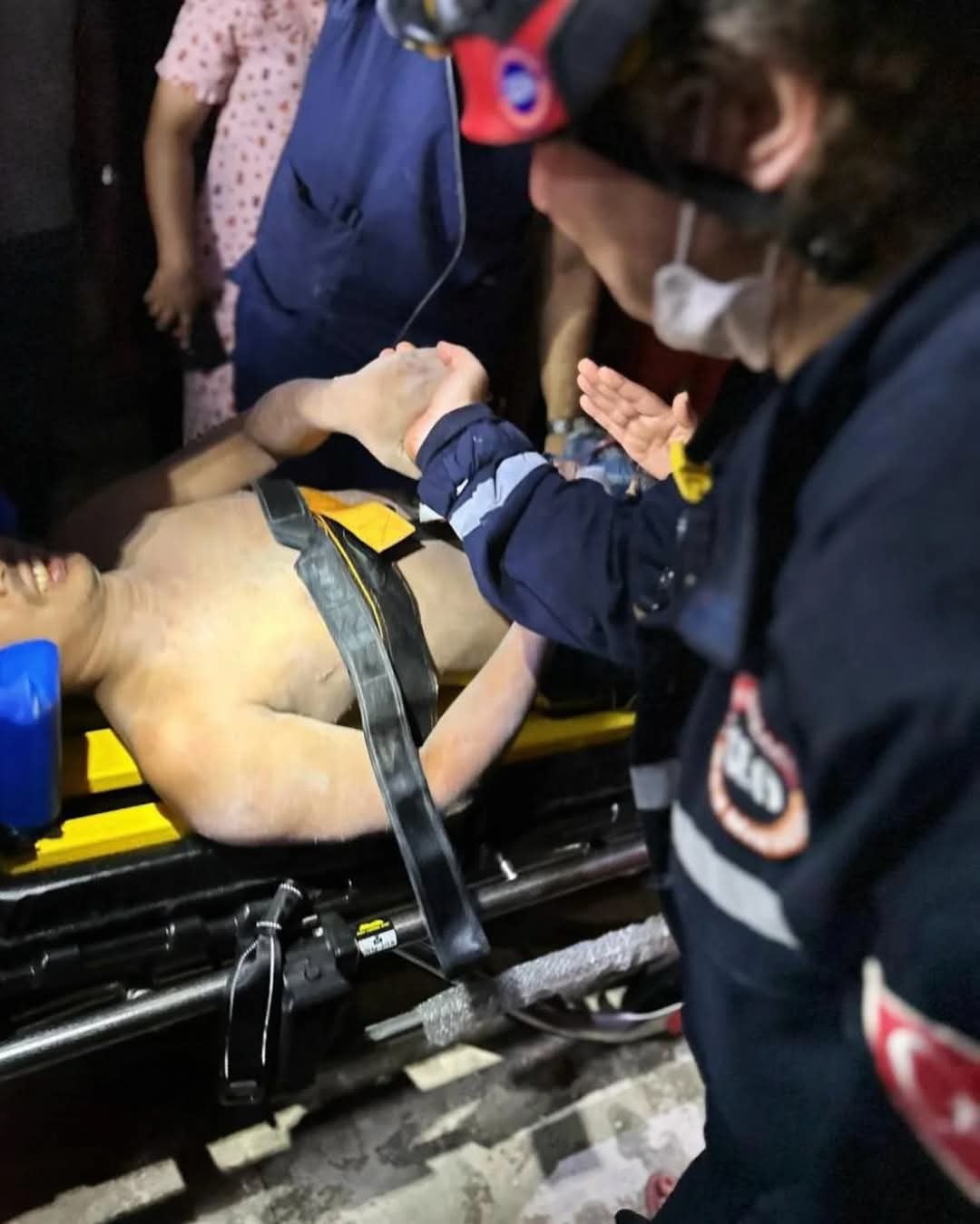 <p>A man was pulled out alive from rubble five days after the Myanmar earthquake</p>