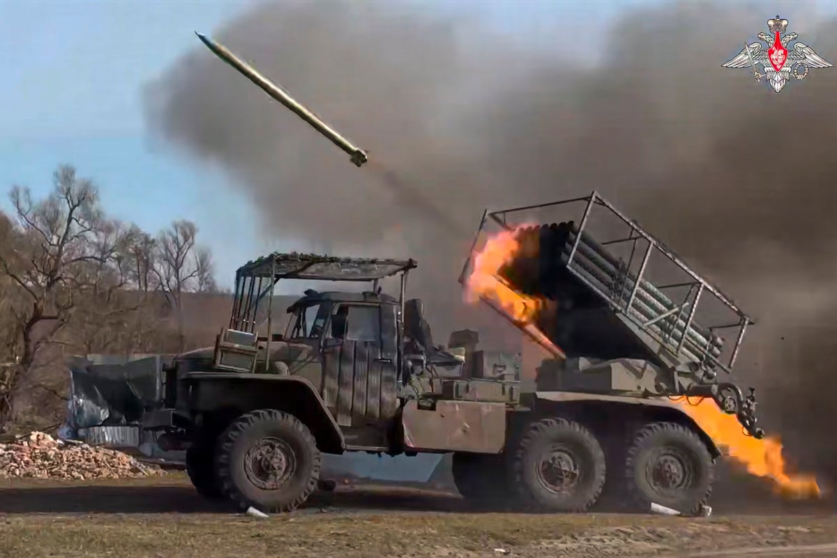 Ukraine-Russia war latest: Putin avoids Trump tariff as Kyiv soldiers hold out in monastery from Moscow’s forces Ukraine-Russia war latest: Putin avoids Trump tariff as Kyiv soldiers hold out in monastery from Moscow’s forces