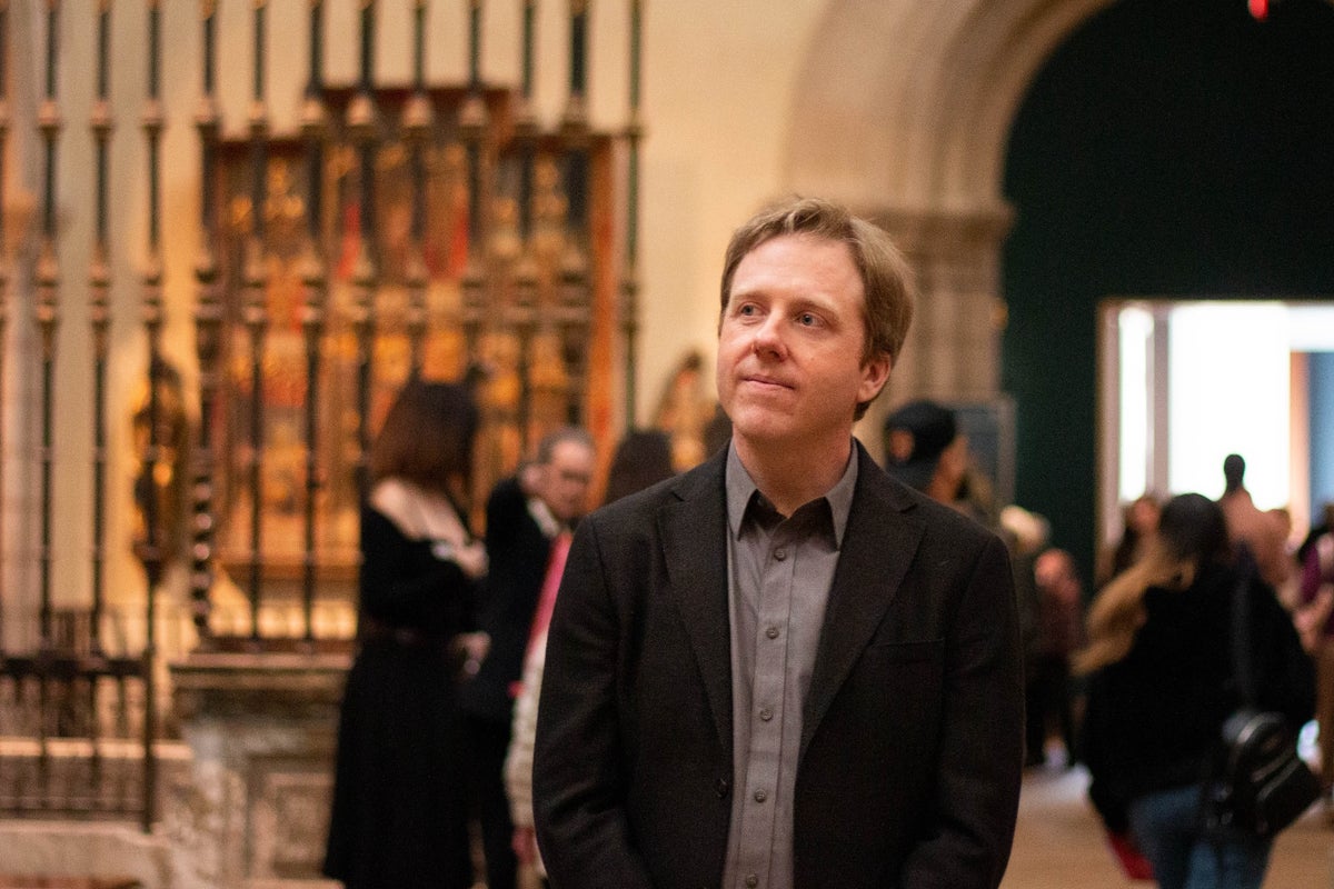 How a grieving museum guard found healing in art – then a bestselling memoir and a play How a grieving museum guard found healing in art – then a bestselling memoir and a play