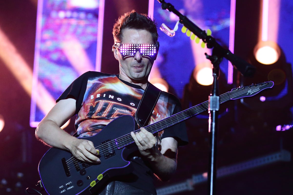Rock band Muse postpone Istanbul show over promoter comments about anti-government protests Rock band Muse postpone Istanbul show over promoter comments about anti-government protests