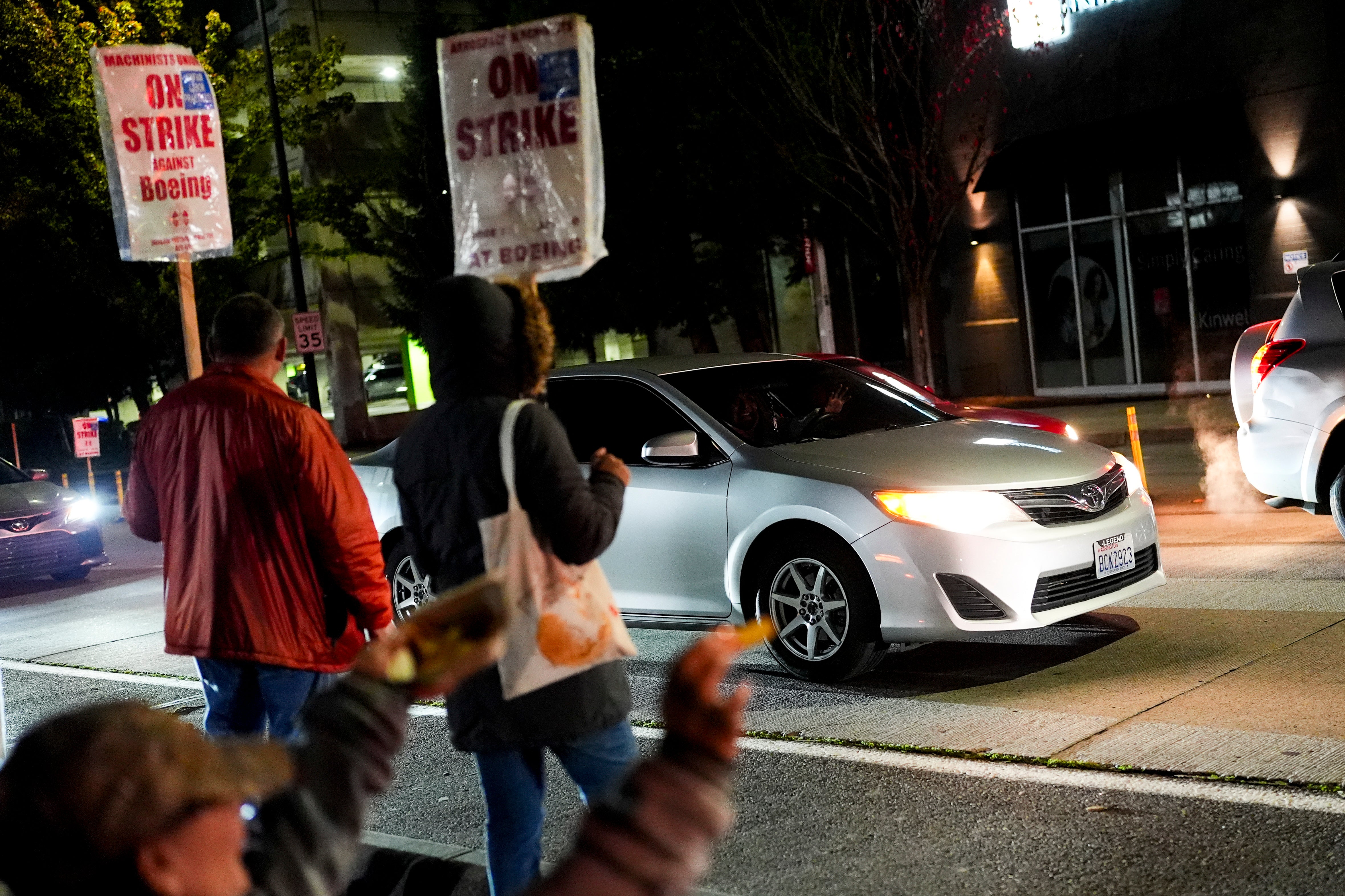 Striking Workers Unemployment Pay