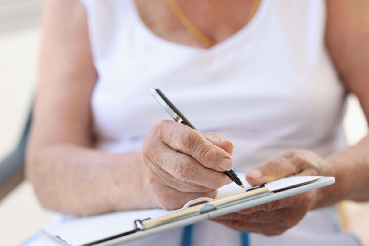 World Parkinson’s Day – 10 early signs of the disease