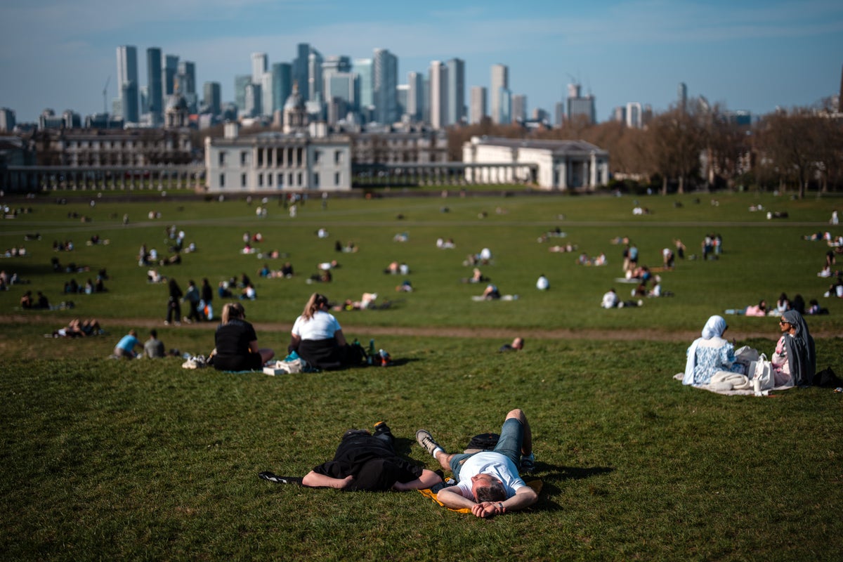 Will there be a heatwave this weekend? Latest UK weather forecast