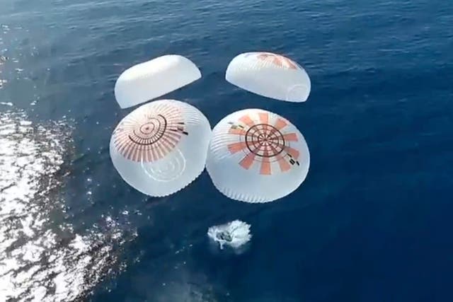 SPACEX-VUELO PRIVADO
