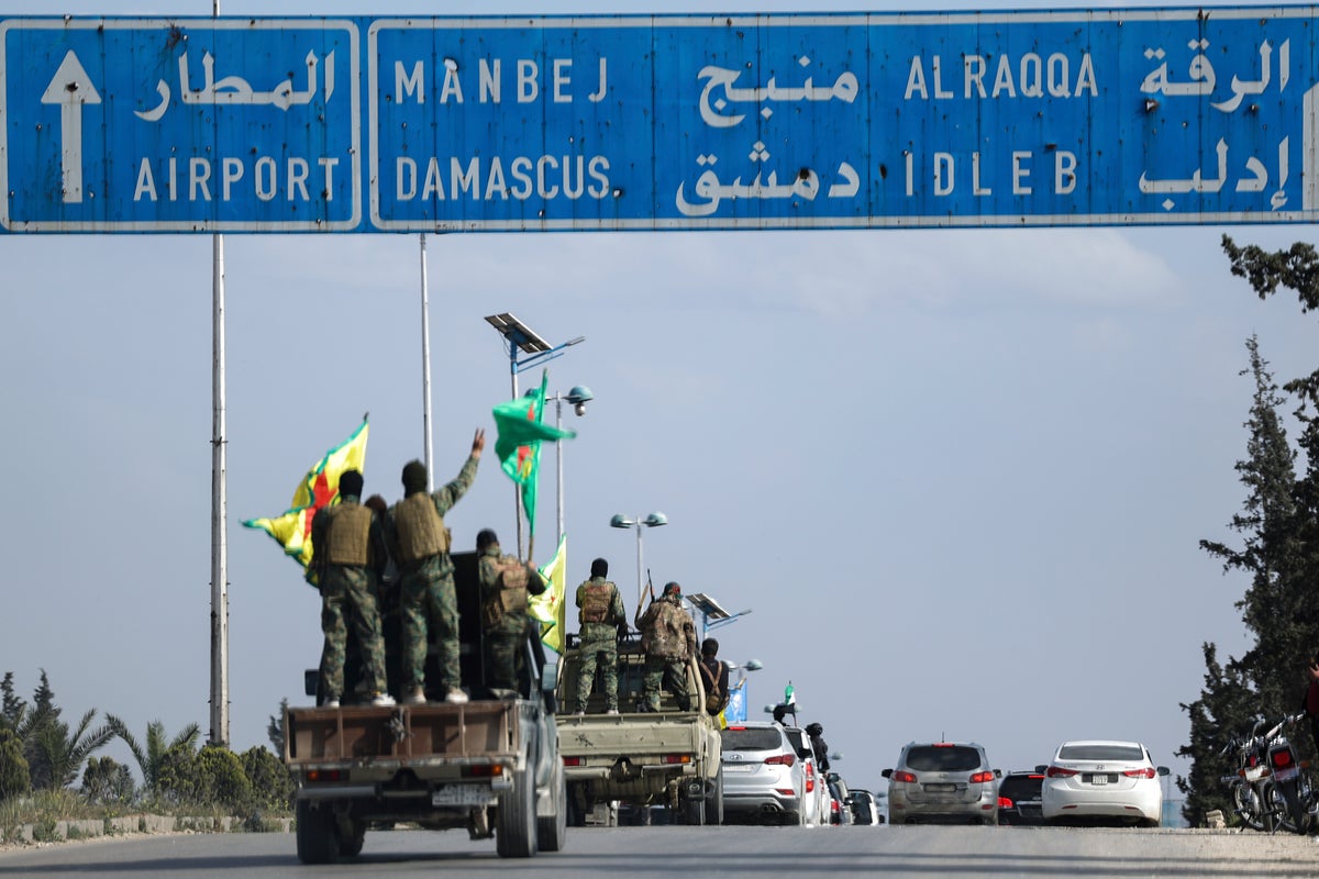 US to withdraw 600 troops from Syria, leaving fewer than 1,000 to help counter IS militants
