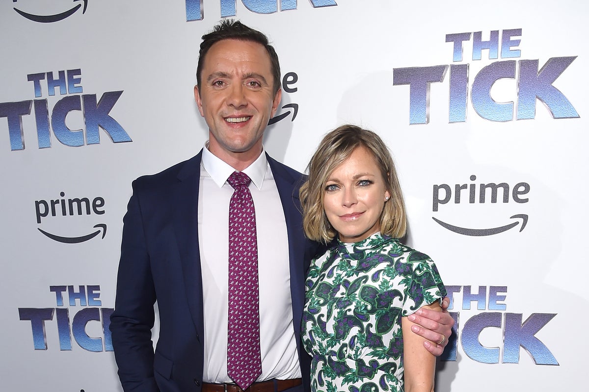 Amandaland actor Peter Serafinowicz splits from TV star wife of 23 years Amandaland actor Peter Serafinowicz splits from TV star wife of 23 years