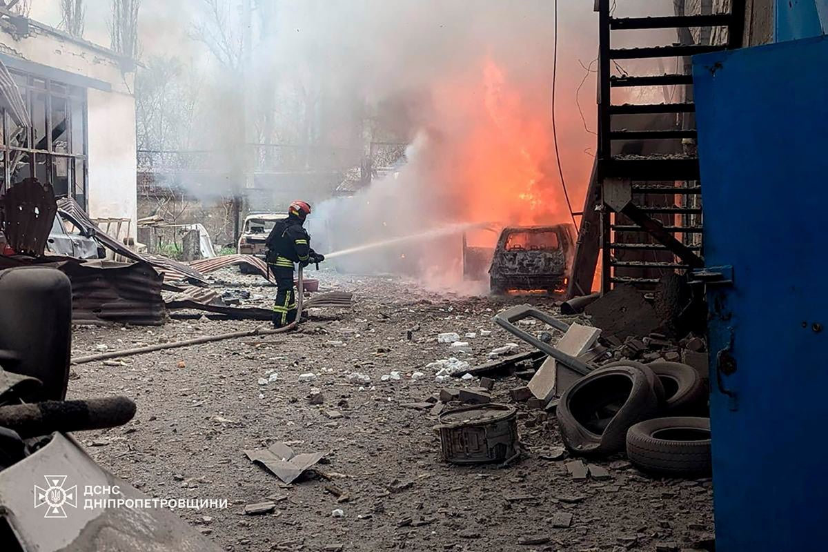 Poland Scrambles Aircraft Amid Russian Missile Strikes on Ukraine