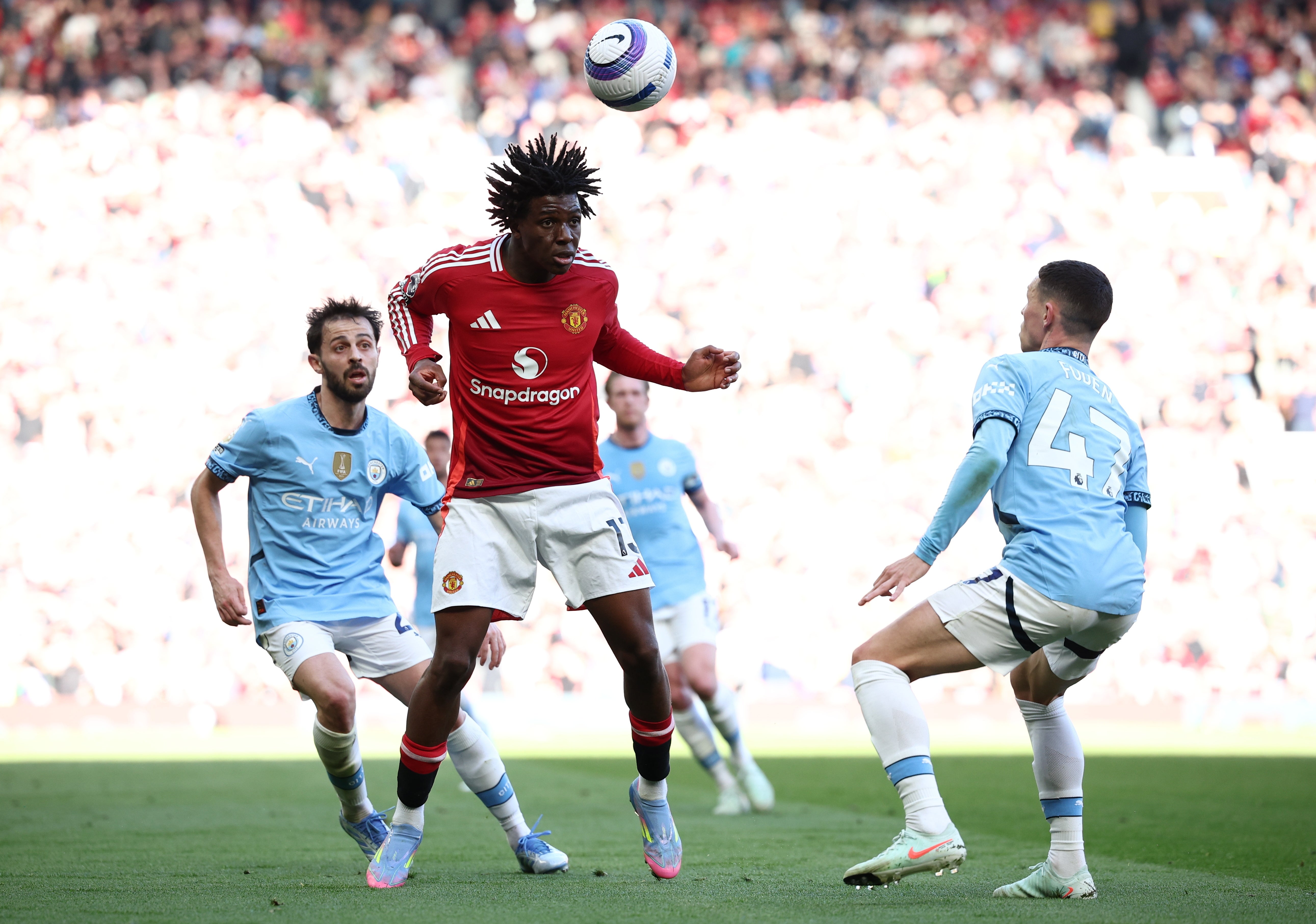 <p>Patrick Dorgu is the latest signing to suffer a dip in form after moving to Old Trafford</p>