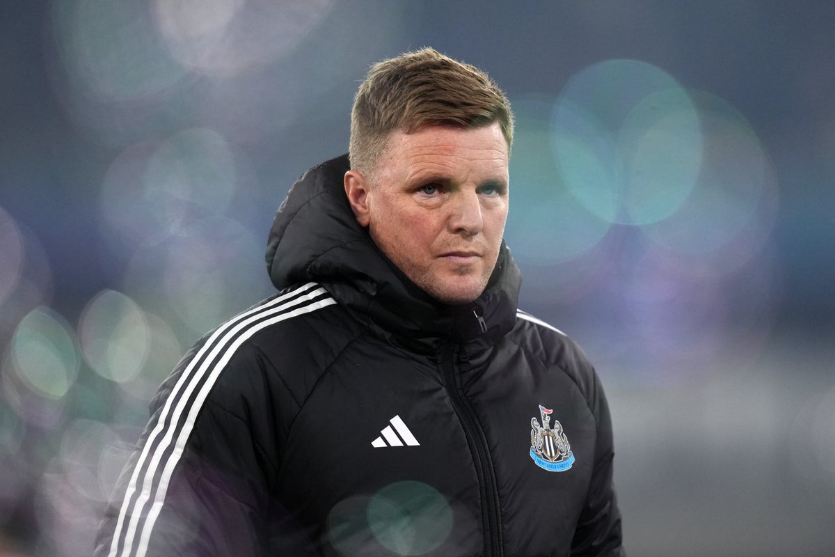 Eddie Howe to miss Newcastle clash with Man United after being admitted to hospital
