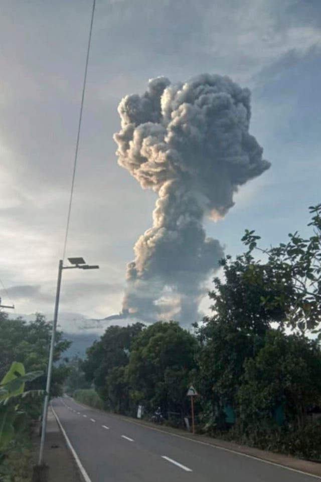 FILIPINAS-VOLCÁN