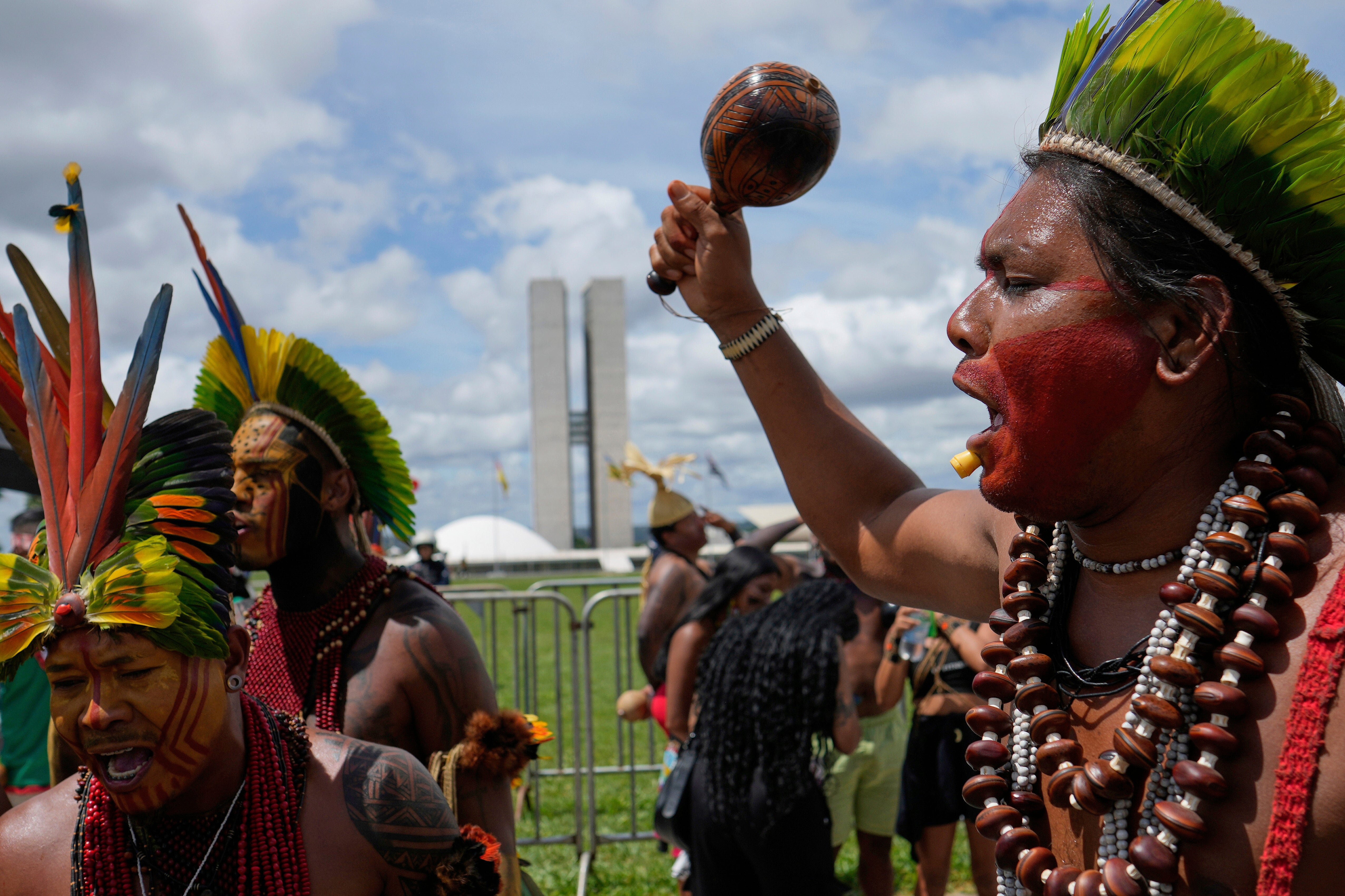 BRASIL-INDÍGENAS-PROTESTAS