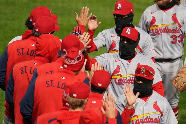 CARDENALES-PIRATAS