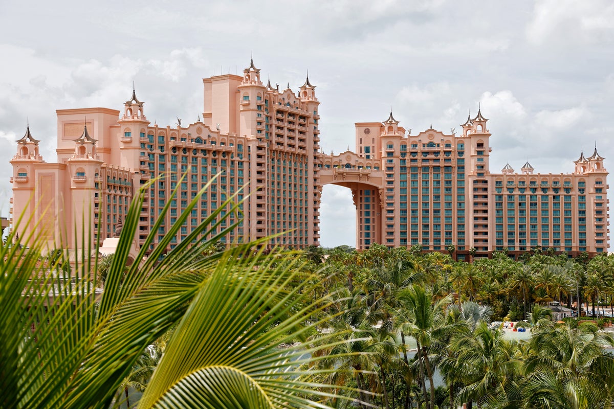 College student dies after falling from hotel balcony on trip to Bahamas: ‘An enormous tragedy’