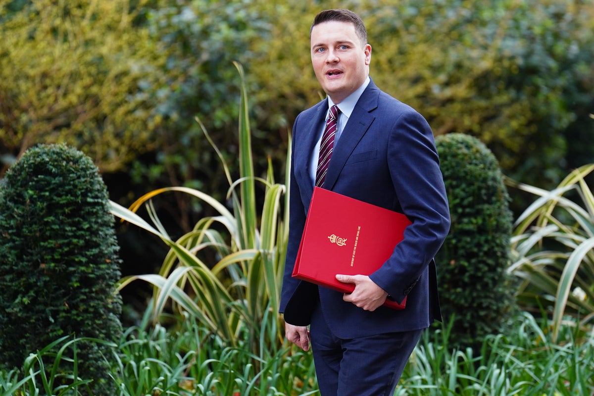 Wes Streeting ought to cut and run to a safer seat – his country needs him