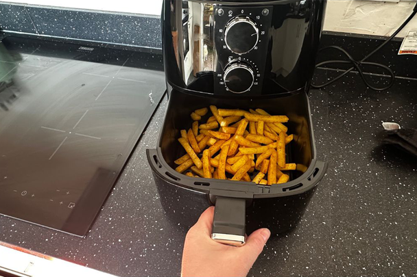 Best air fryer IndyBest review Judge 4l air fryer