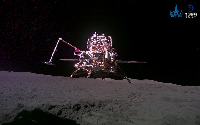 LUNA AGUA