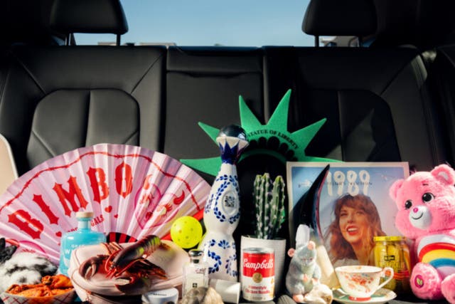 <p>Most common items that passengers have forgotten in their Uber cars </p>