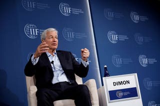 Jamie Dimon gives pessimistic outlook on US economy and says full