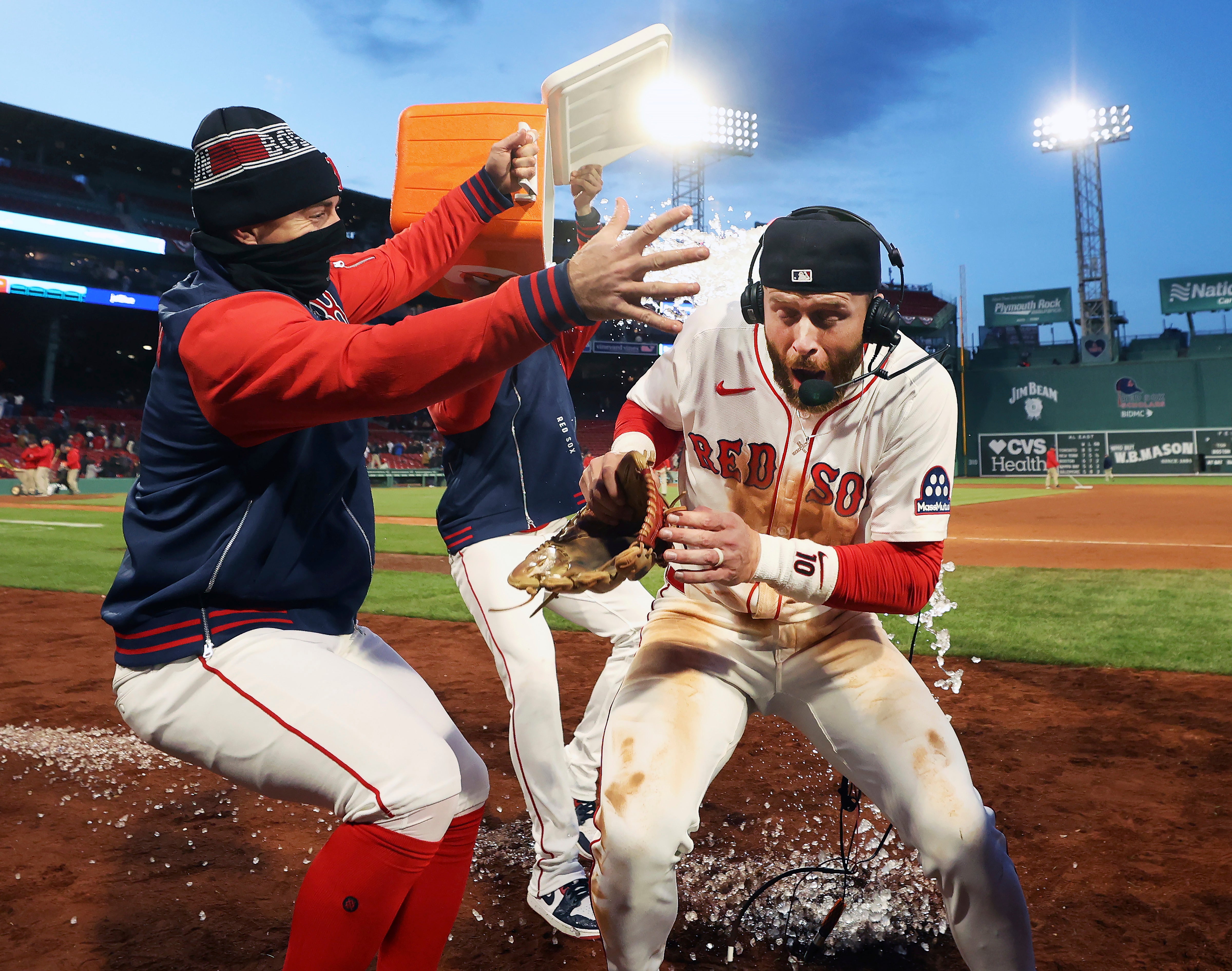 AZULEJOS-MEDIAS ROJAS