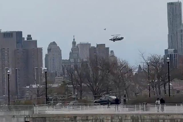 APTOPIX NYC Helicopter Crash