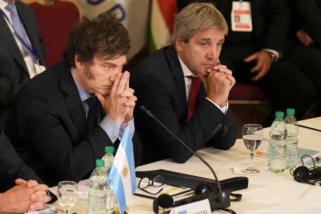 ARGENTINA-FMI DÓLAR