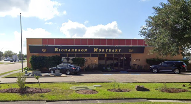 <p>Richardson Mortuary in Houston, Texas is under investigation after customers reported several bodies were improperly kept</p>