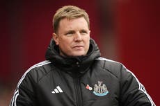 Eddie Howe congratulates Newcastle players from hospital bed after Man Utd win