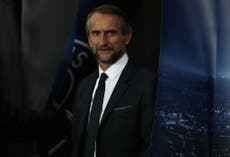 Manchester United director to leave role as senior departures continue